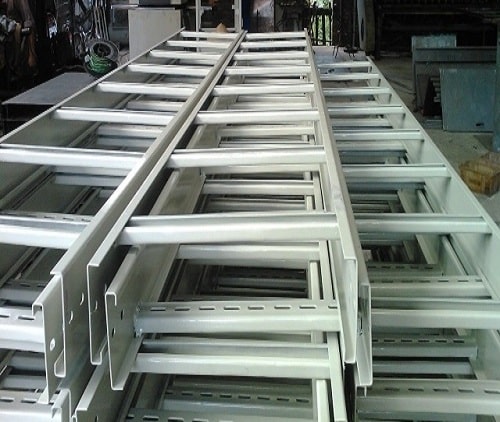 Thang cáp sơn tĩnh điện 400x100 - Công Ty Cổ Phần Đầu Tư Phát Triển QTK Hà Nội